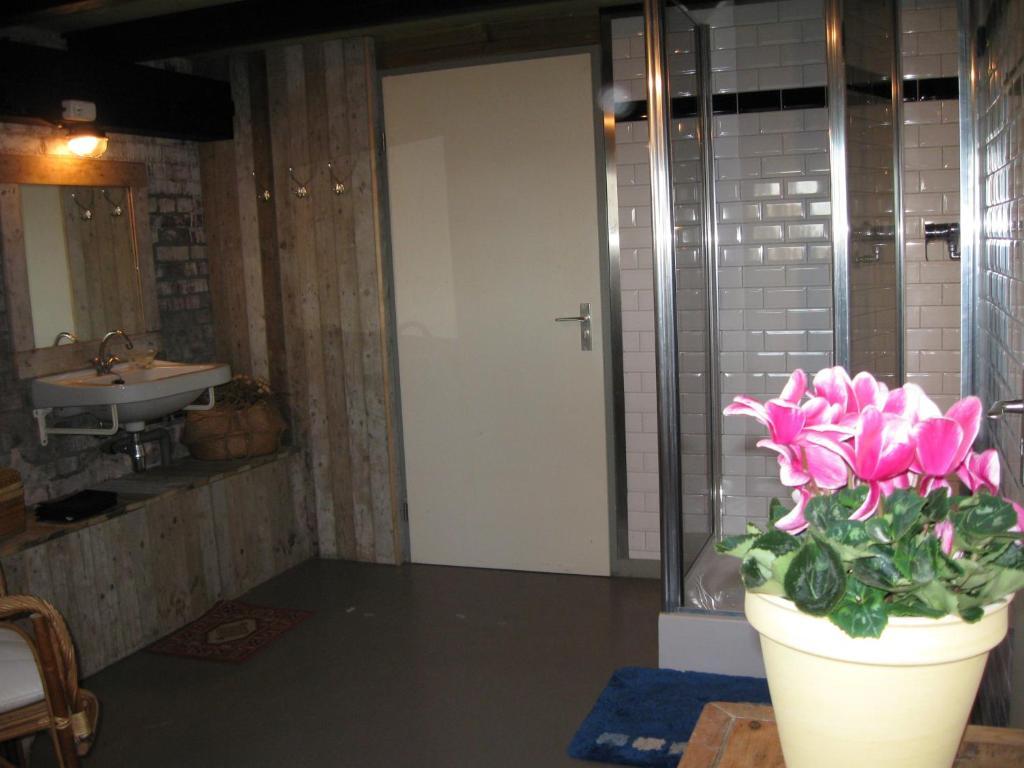 B&B De Turffabriek Griendtsveen Номер фото